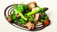 Chicken, mushrooms and asparagus